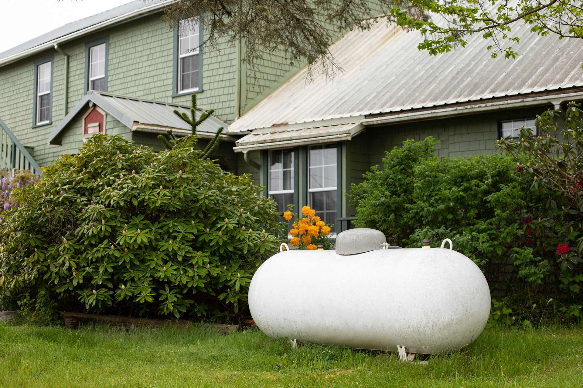 How Much Does a Full Propane Tank Weigh?